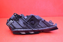 Laden Sie das Bild in den Galerie-Viewer, Frontscheinwerfer Skoda Octavia III 5E1941015D Links Scheinwerfer Headlight SCH6225377801zy