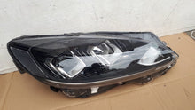 Laden Sie das Bild in den Galerie-Viewer, Frontscheinwerfer Ford Kuga III LV4B-13E014-CD Rechts Scheinwerfer Headlight SCH6227036020sn