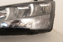 Laden Sie das Bild in den Galerie-Viewer, Frontscheinwerfer Skoda Scala 657941015 LED Links Scheinwerfer Headlight SCH6228963328xp