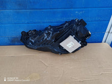 Laden Sie das Bild in den Galerie-Viewer, Frontscheinwerfer Audi A5 8B3941036AA Rechts Scheinwerfer Headlight SCH6230772339ri