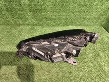 Laden Sie das Bild in den Galerie-Viewer, Frontscheinwerfer Skoda Superb III 3V1941016D LED Rechts Scheinwerfer Headlight SCH6236409043at