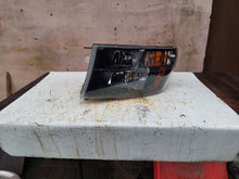 Laden Sie das Bild in den Galerie-Viewer, Frontscheinwerfer Dodge Ram A34-1126R-ACN2 Rechts Scheinwerfer Headlight SCH6243539171qu
