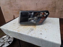 Laden Sie das Bild in den Galerie-Viewer, Frontscheinwerfer Dodge Ram A34-1126R-ACN2 Rechts Scheinwerfer Headlight SCH6243539171qu