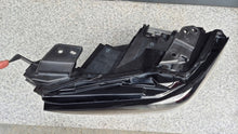 Laden Sie das Bild in den Galerie-Viewer, Frontscheinwerfer Mazda 3 Bp BGKN-67890 LED Links Scheinwerfer Headlight SCH6243634349jw