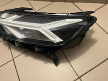 Laden Sie das Bild in den Galerie-Viewer, Frontscheinwerfer Dacia Sandero III Jogger 260601750R Links Headlight SCH6247280555fy