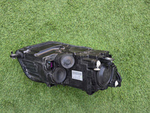 Laden Sie das Bild in den Galerie-Viewer, Frontscheinwerfer VW Caddy 2K1941015B Links Scheinwerfer Headlight SCH6248254363zu