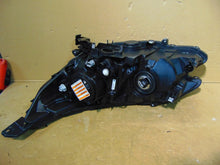 Laden Sie das Bild in den Galerie-Viewer, Frontscheinwerfer Honda Cr-V V Crv W2582 Rechts Scheinwerfer Headlight SCH6250314542kh