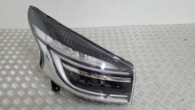 Laden Sie das Bild in den Galerie-Viewer, Frontscheinwerfer Renault Trafic III 260103799R LED Rechts Headlight SCH6251169402iv