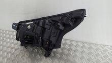 Laden Sie das Bild in den Galerie-Viewer, Frontscheinwerfer Renault Trafic III 260103799R LED Rechts Headlight SCH6251169402iv