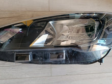 Laden Sie das Bild in den Galerie-Viewer, Frontscheinwerfer Ford Focus MX7B-13E015-CE Links Scheinwerfer Headlight SCH6251989091ty