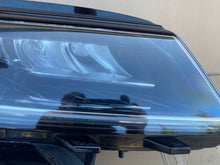 Laden Sie das Bild in den Galerie-Viewer, Frontscheinwerfer Skoda I 566941016F LED Rechts Scheinwerfer Headlight SCH6260125605fg