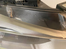 Laden Sie das Bild in den Galerie-Viewer, Frontscheinwerfer BMW F30 7259526 Xenon Rechts Scheinwerfer Headlight SCH6265252920db