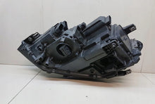 Laden Sie das Bild in den Galerie-Viewer, Frontscheinwerfer VW Touran 5TB941082A LED Rechts Scheinwerfer Headlight SCH6267038215kw