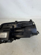 Laden Sie das Bild in den Galerie-Viewer, Frontscheinwerfer VW Caddy 2K5941006C 1EL01055112 Rechts Scheinwerfer Headlight SCH6281989363zh