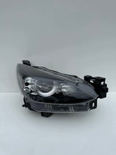Laden Sie das Bild in den Galerie-Viewer, Frontscheinwerfer Mazda 2 D43N-51030 LED Rechts Scheinwerfer Headlight SCH6289247183zz