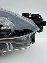 Laden Sie das Bild in den Galerie-Viewer, Frontscheinwerfer Mazda 2 D43N-51030 LED Rechts Scheinwerfer Headlight SCH6289247183zz
