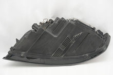 Laden Sie das Bild in den Galerie-Viewer, Frontscheinwerfer Volvo S40 II 31265699 0301237272 Rechts Scheinwerfer Headlight SCH6289567346de