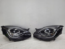 Laden Sie das Bild in den Galerie-Viewer, Frontscheinwerfer Ford Puma L1TB-13E015-EK Ein Satz Scheinwerfer Headlight SCH6291544610ou