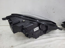Laden Sie das Bild in den Galerie-Viewer, Frontscheinwerfer Ford Puma L1TB-13E015-EK Ein Satz Scheinwerfer Headlight SCH6291544610ou