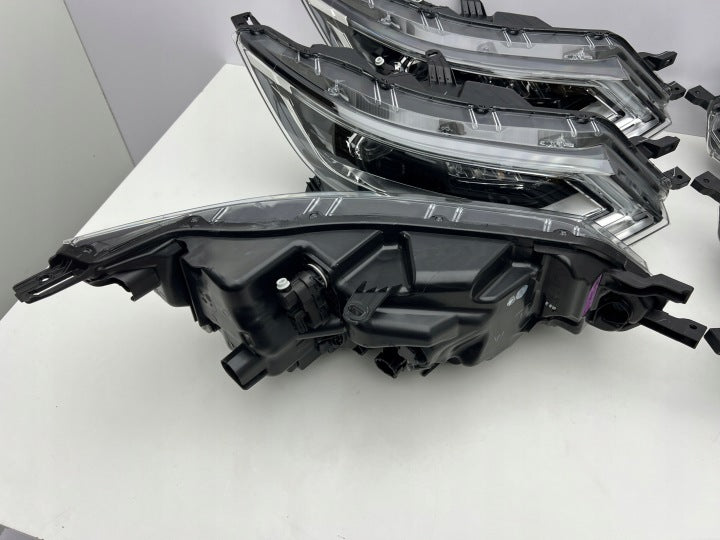 Frontscheinwerfer Nissan Qashqai I J11 100-19011 Ein Satz Scheinwerfer Headlight SCH6294290658cf