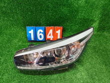 Load image into Gallery viewer, Frontscheinwerfer Kia Ceed 92101A2220 Links Scheinwerfer Headlight SCH6296035968ob