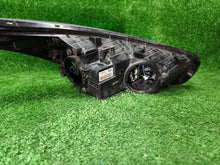 Load image into Gallery viewer, Frontscheinwerfer Kia Ceed 92101A2220 Links Scheinwerfer Headlight SCH6296035968ob