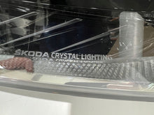 Laden Sie das Bild in den Galerie-Viewer, Frontscheinwerfer Skoda Octavia IV 5E4941015A LED Links Scheinwerfer Headlight SCH6298364675cp