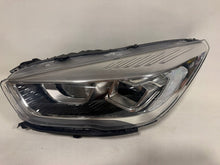 Laden Sie das Bild in den Galerie-Viewer, Frontscheinwerfer Ford Kuga GV41-13W030-CG Links Scheinwerfer Headlight SCH6300170443bk