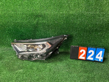 Laden Sie das Bild in den Galerie-Viewer, Frontscheinwerfer Toyota V CSC19114 Links Scheinwerfer Headlight SCH6301925759ep