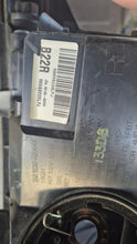 Laden Sie das Bild in den Galerie-Viewer, Frontscheinwerfer Kia Ceed 92102-A2220 Rechts Scheinwerfer Headlight SCH6302732876in