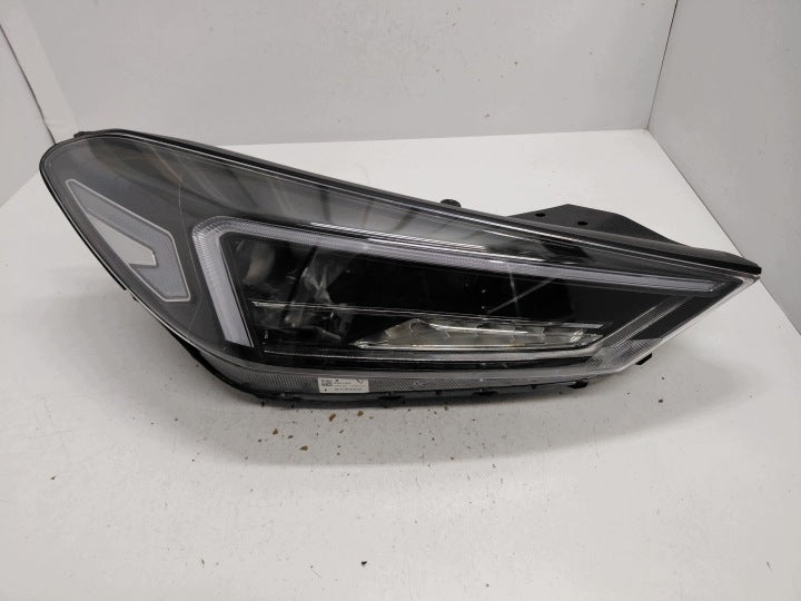 Frontscheinwerfer Hyundai Tucson 92102D7700 Rechts Scheinwerfer Headlight SCH6303697677cs