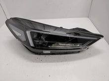 Laden Sie das Bild in den Galerie-Viewer, Frontscheinwerfer Hyundai Tucson 92102D7700 Rechts Scheinwerfer Headlight SCH6303697677cs