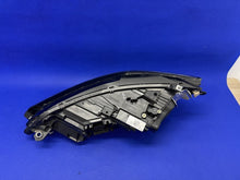 Laden Sie das Bild in den Galerie-Viewer, Frontscheinwerfer VW Golf VIII I 5H2941036D LED Rechts Scheinwerfer Headlight SCH6303712715kd