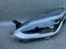 Laden Sie das Bild in den Galerie-Viewer, Frontscheinwerfer Ford Fiesta I L1BB-13E015-GB Links Scheinwerfer Headlight SCH6304186067qd