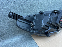 Laden Sie das Bild in den Galerie-Viewer, Frontscheinwerfer Ford Fiesta I L1BB-13E015-GB Links Scheinwerfer Headlight SCH6304186067qd