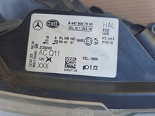 Laden Sie das Bild in den Galerie-Viewer, Frontscheinwerfer Mercedes-Benz Vito W447 A4479067800 Rechts Headlight SCH6310039293dk