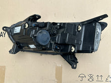 Load image into Gallery viewer, Frontscheinwerfer Dacia Sandero III Jogger 260107978R Rechts Headlight SCH6311019011df