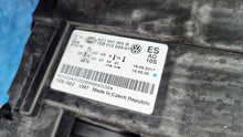 Laden Sie das Bild in den Galerie-Viewer, Frontscheinwerfer VW Polo 6C1941005 1EB012034-01 Links Scheinwerfer Headlight SCH6313244700se