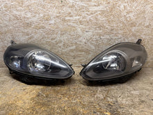 Laden Sie das Bild in den Galerie-Viewer, Frontscheinwerfer Fiat Punto Evo 85122000 Ein Satz Scheinwerfer Headlight SCH6323352136jt