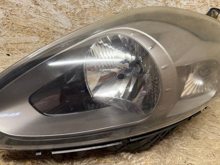 Frontscheinwerfer Fiat Punto Evo 85122000 Ein Satz Scheinwerfer Headlight SCH6323352136jt
