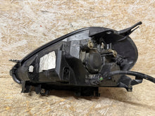 Laden Sie das Bild in den Galerie-Viewer, Frontscheinwerfer Fiat Punto Evo 85122000 Ein Satz Scheinwerfer Headlight SCH6323352136jt