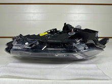 Laden Sie das Bild in den Galerie-Viewer, Frontscheinwerfer Mitsubishi Outlander I 4BX158301C864 Rechts Headlight SCH6325573803qr