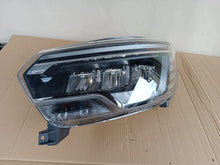 Laden Sie das Bild in den Galerie-Viewer, Frontscheinwerfer Renault Trafic 260601790R Links Scheinwerfer Headlight SCH6326509110cp