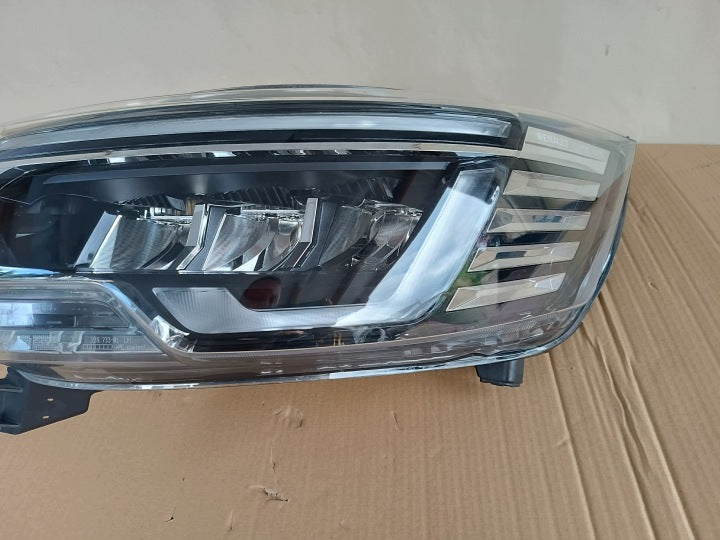 Frontscheinwerfer Renault Trafic 260601790R Links Scheinwerfer Headlight SCH6326509110cp