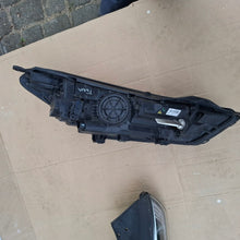 Load image into Gallery viewer, Frontscheinwerfer Hyundai Tucson 92101-D7201 92101-D7200 Ein Satz Headlight SCH6328658551uz