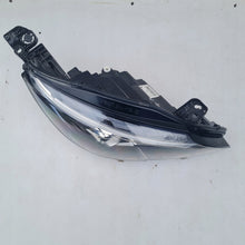 Laden Sie das Bild in den Galerie-Viewer, Frontscheinwerfer Peugeot 308 98167905 A21346001020 Rechts Headlight SCH6330976908fr