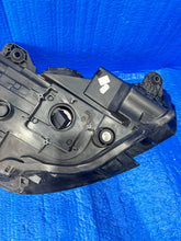 Laden Sie das Bild in den Galerie-Viewer, Frontscheinwerfer Audi A3 8V0941005E Links Scheinwerfer Headlight SCH6340622247gy