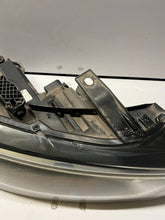 Laden Sie das Bild in den Galerie-Viewer, Frontscheinwerfer Audi Q3 8U0941006A Rechts Scheinwerfer Headlight SCH6340737477et