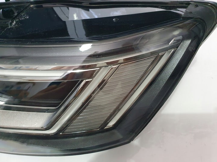 Frontscheinwerfer Audi A6 C8 4K0941039E 1ZX013377-01 LED Links Headlight SCH6348194856td