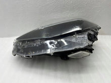 Laden Sie das Bild in den Galerie-Viewer, Frontscheinwerfer Toyota Yaris Cross 899070D010 Links Scheinwerfer Headlight SCH6348910651gs